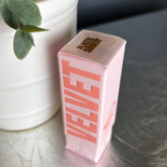 Jeffree Star Velvet Trap Plastic Surgery Dark Orange Brown Lipstick New In Box - Picture 5 of 7